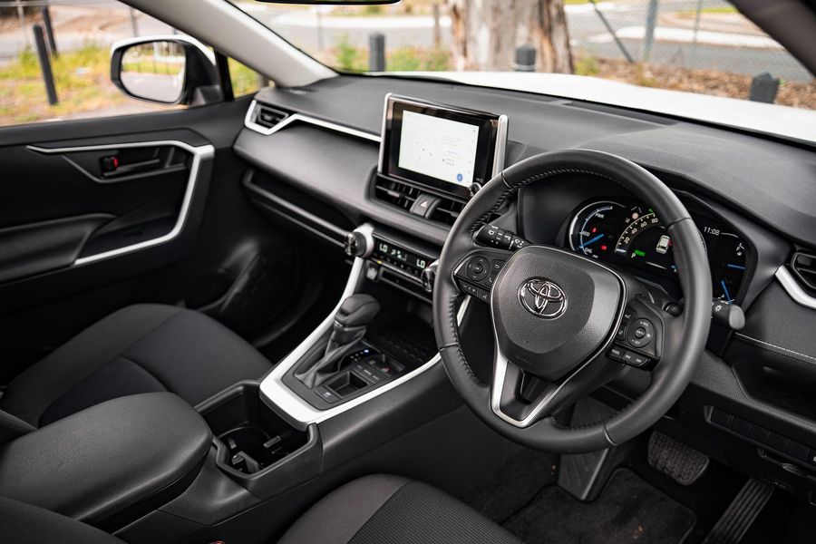 2024 Toyota RAV4 GX Auto 2WD Photo 16