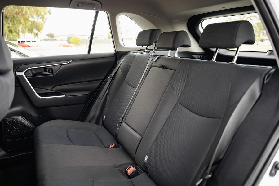 2024 Toyota RAV4 GX Auto 2WD Photo 18