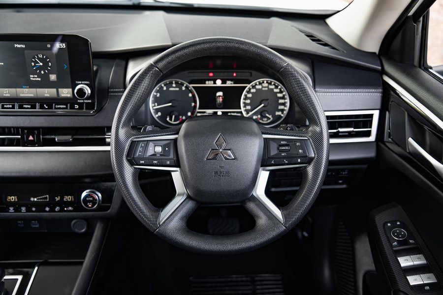 2024 Mitsubishi Outlander ES ZM Auto 2WD MY24 Photo 12