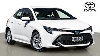 2022  Toyota Corolla Ascent Sport Hybrid Hatch (Glacier White) Used Car Thumbnail