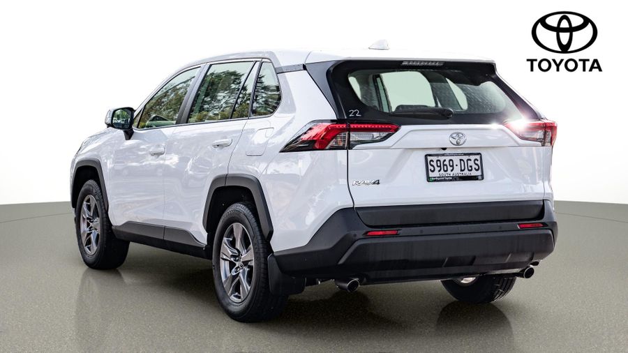 2024 Toyota RAV4 GX Auto 2WD Photo 5