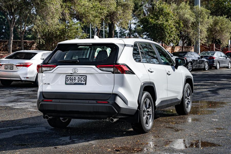 2024 Toyota RAV4 GX Auto 2WD Photo 34