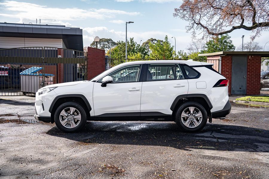 2024 Toyota RAV4 GX Auto 2WD Photo 31