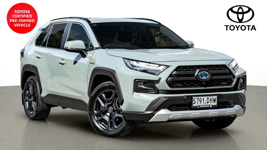 2024 Toyota RAV4 Edge Auto eFour Photo 1
