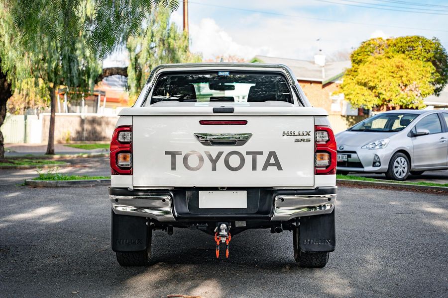 2022 Toyota Hilux SR5 Auto 4x4 Double Cab Photo 33