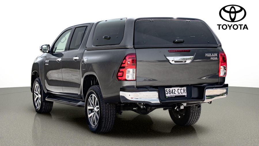 2020 Toyota Hilux SR5 Auto 4x4 Double Cab Photo 5