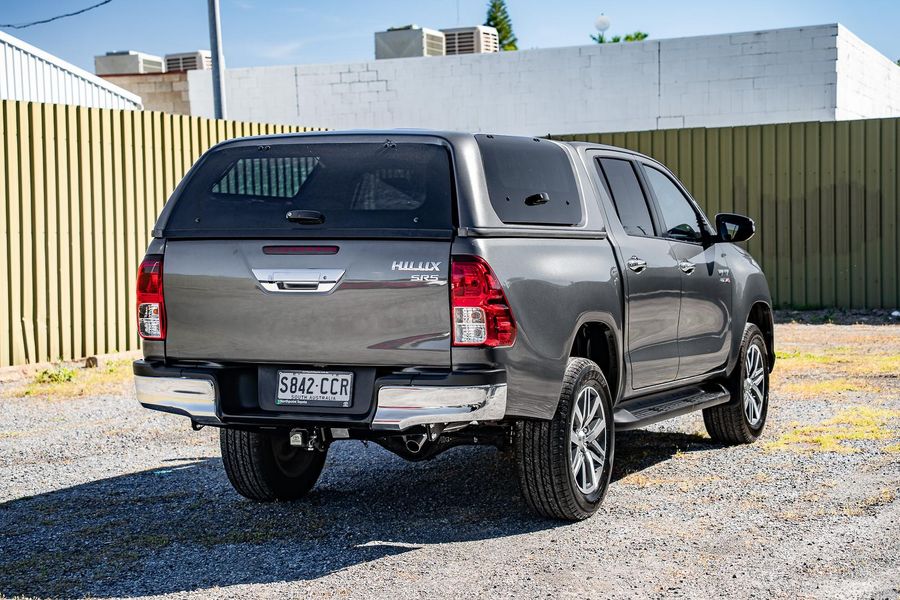 2020 Toyota Hilux SR5 Auto 4x4 Double Cab Photo 34